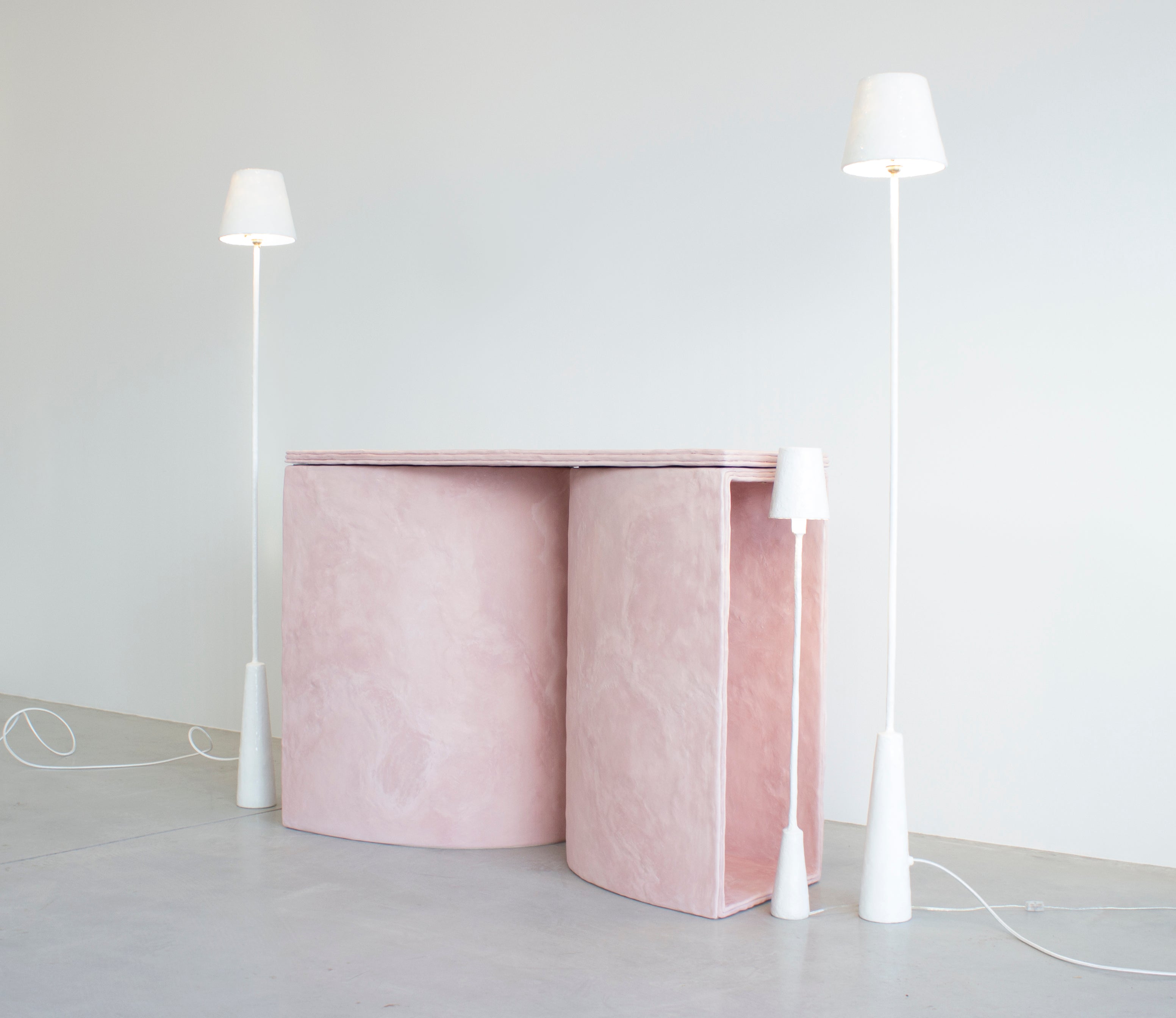 Sculptural Lamp by designer Bailey Fontaine. Represented by Tuleste Factory.