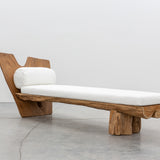 Lakkar Chaise