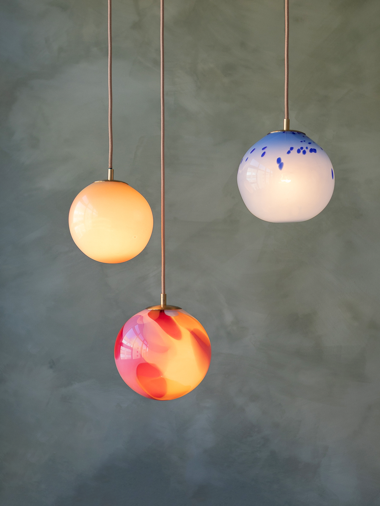 Rose Sorbetto Pendant