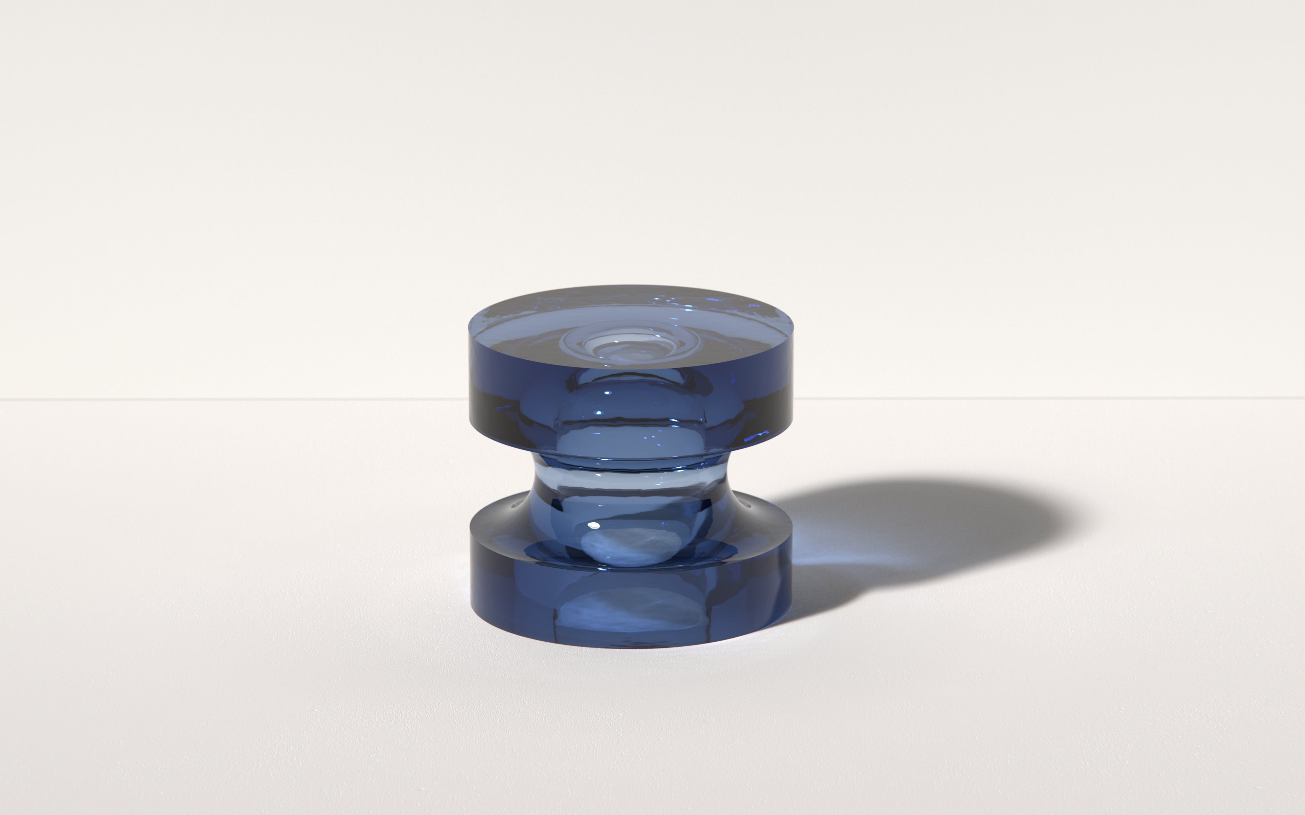 Echo II Side Table in Rosé