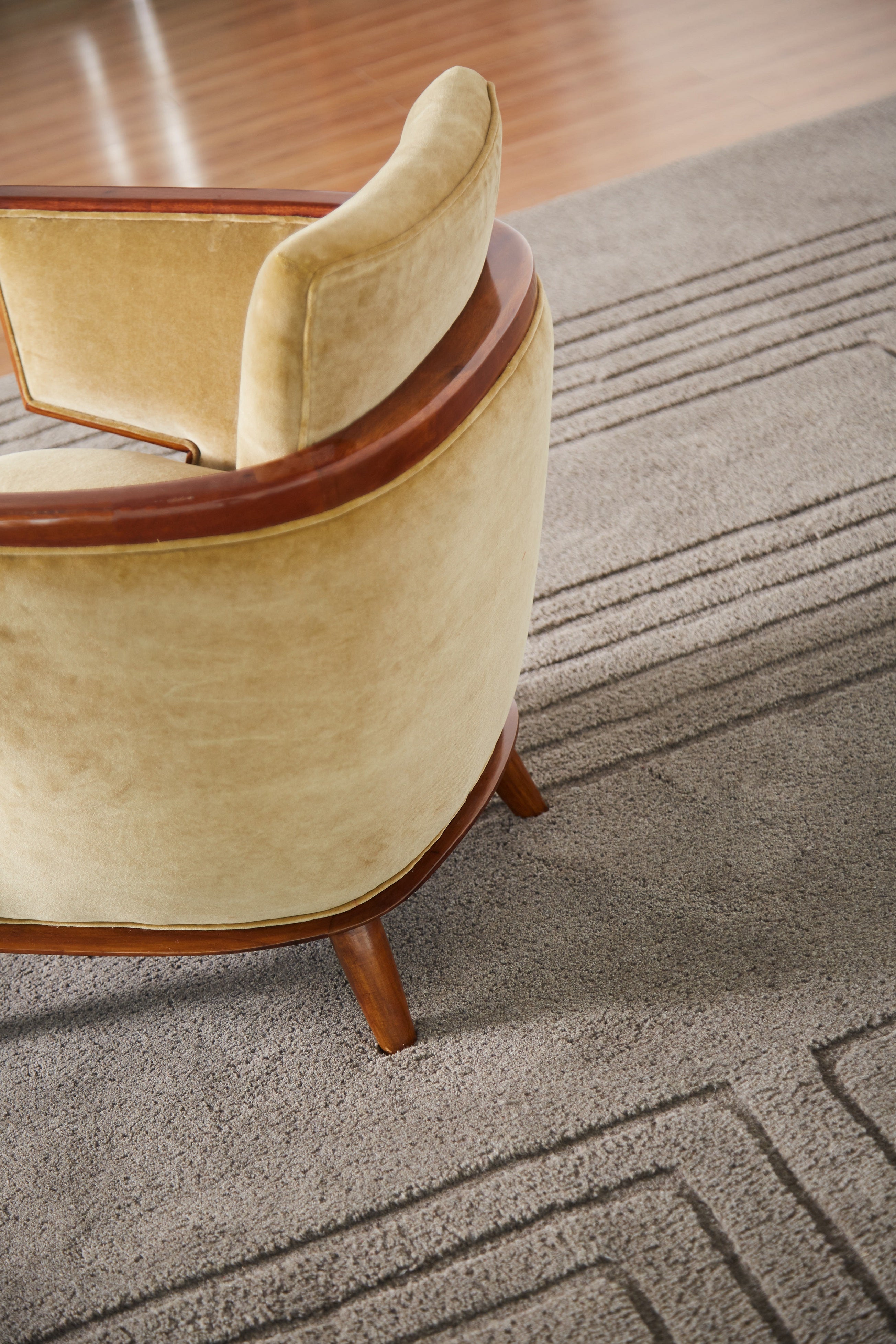 Luxury handcrafted relief rug by designer JT. Pfeiffer. Represented by design gallery Tuleste Factory in New York City.