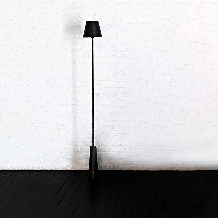 Giacometti Floor Lamp in Black Silicone