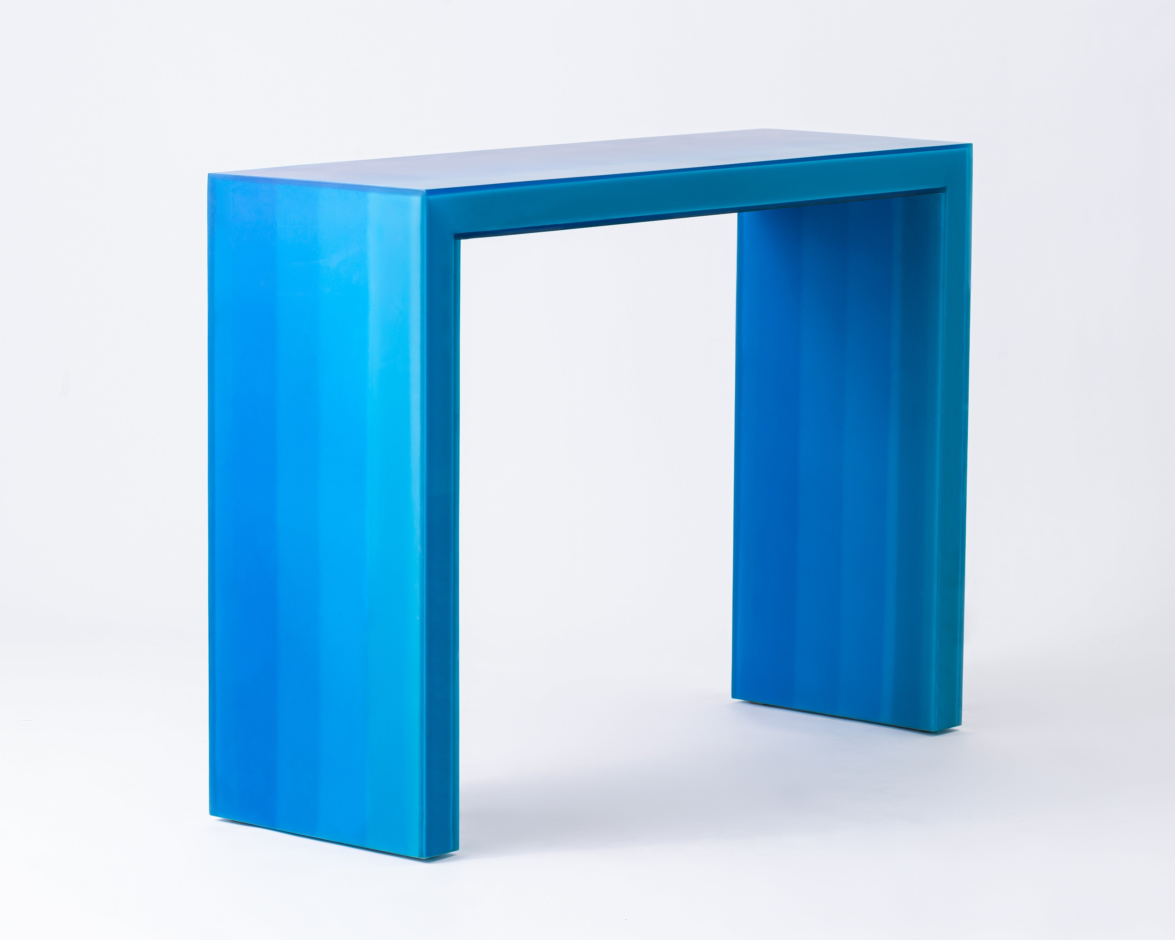 Resin furniture design, console as sculpture by Facture Studio. Represented by Tuleste Factory in New York City.