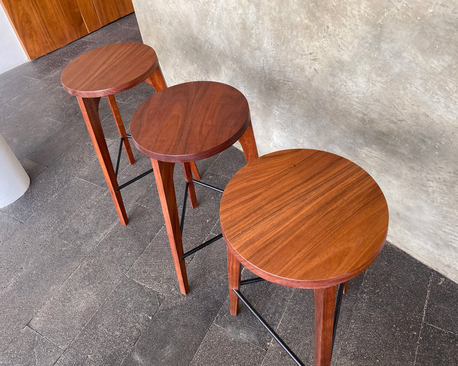 Contemporary minimalist designer stools by Maria Beckmann. Represented by TUleste Factory, a gallery for contemporary collectible design in New York City.