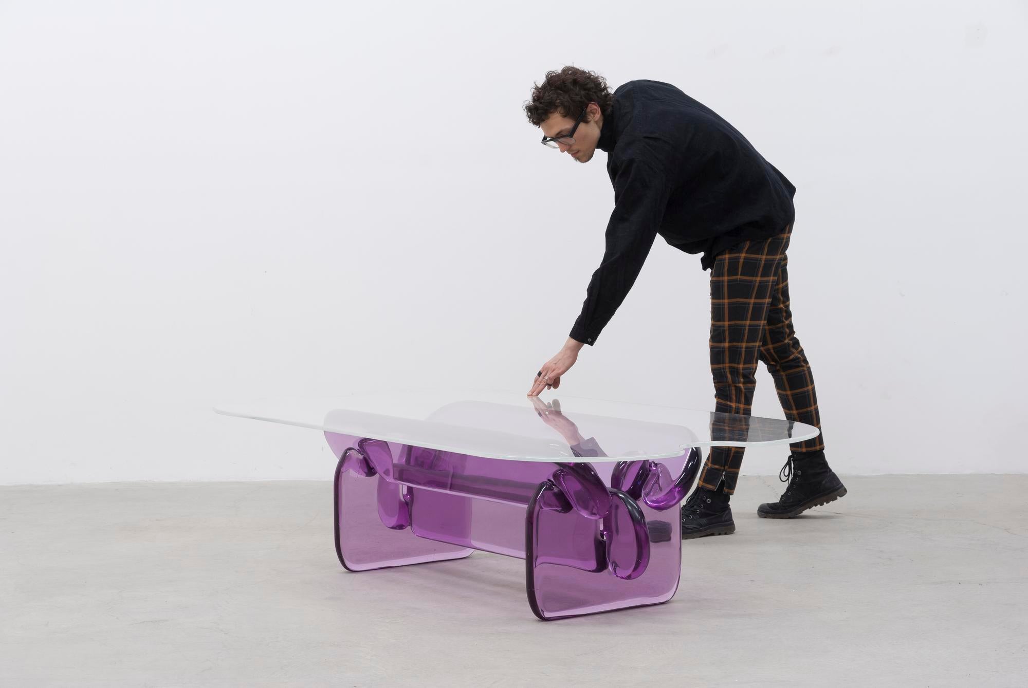 Fun and whimsical contemporary transparent bubble coffee table. Made in resin by artist Ian Alistair Cochran, represented by collectible design gallery Tuleste Factory in Chelsea NYC.