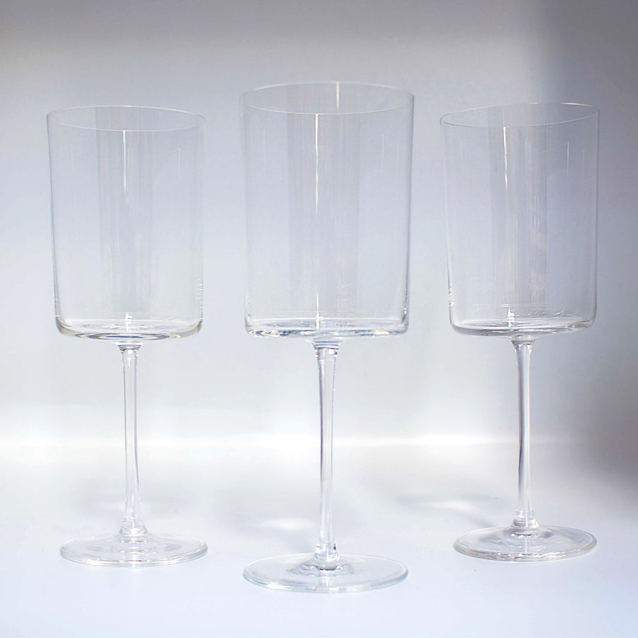 Long thin wine glassware set. The slender figure resonates a sophisticated taste. 